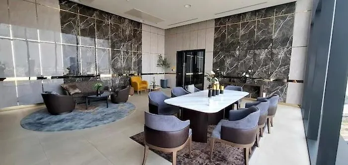 Landmark Rama9 公寓式飯店 *